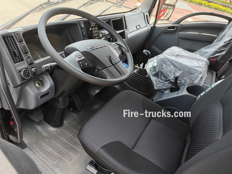 ISUZU GIGA comfortable cabinet