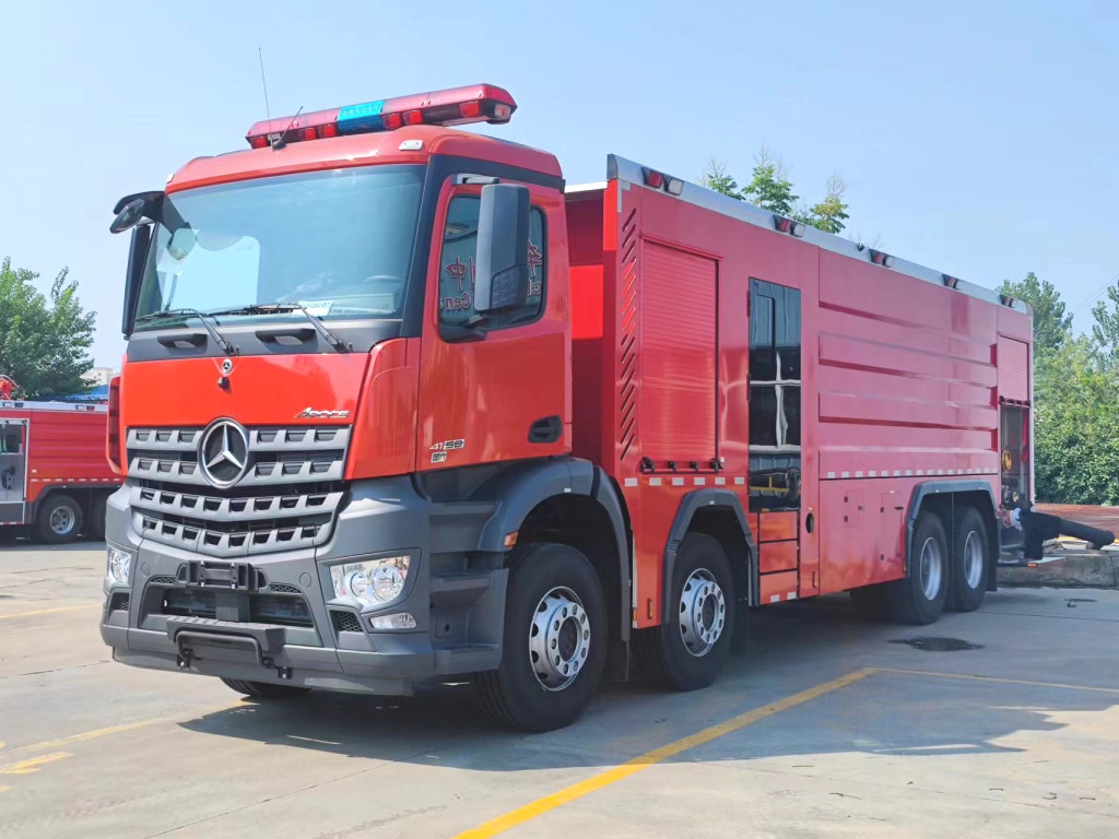 Saudi-Arabien Benz Actros 580 PS schweres Schaum-Feuerwehrauto
